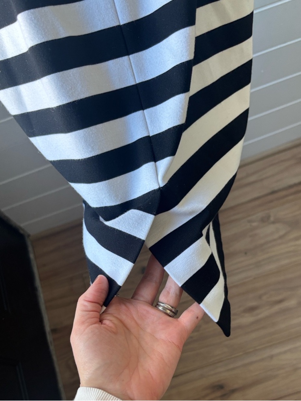 Loft Dress - Picture 4 of 4